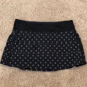 Lululemon Skirt, black with grey polka dots